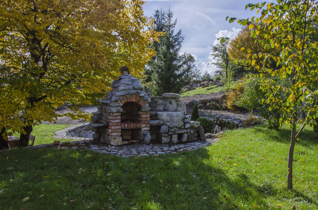 Miskar Rooms Cerknica Buitenkant foto